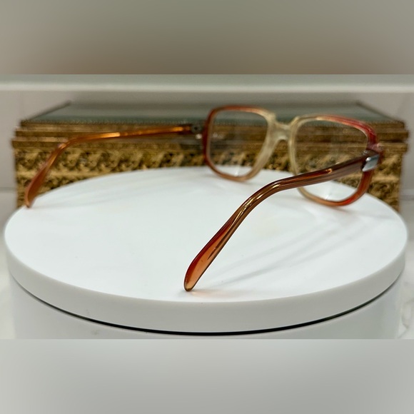 Logo Paris - Rx - Amber Ombré Oversized Vintage Eyeglass Frames - GUC, Unisex - Picture 5 of 16